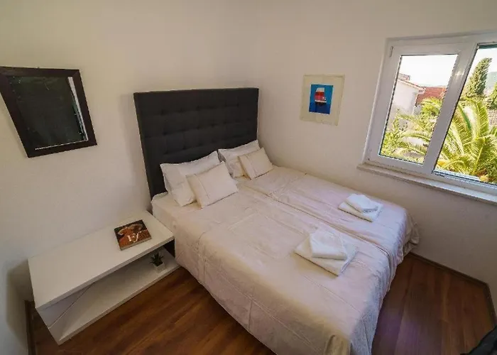 Central Beach * Split