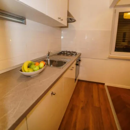 Central Beach شقة